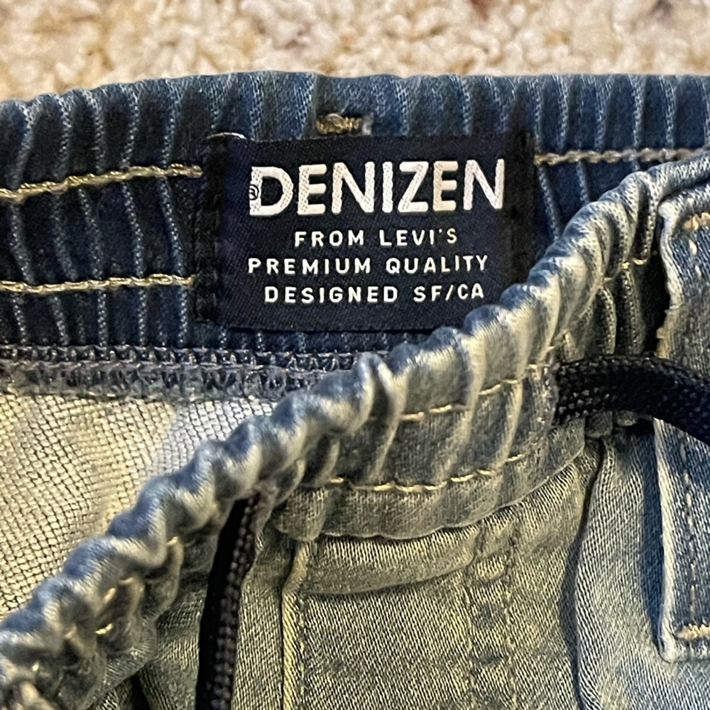 Boys size 7 regular Denizen from Levi's Blue Straight Jeans - Picture 4 of 6